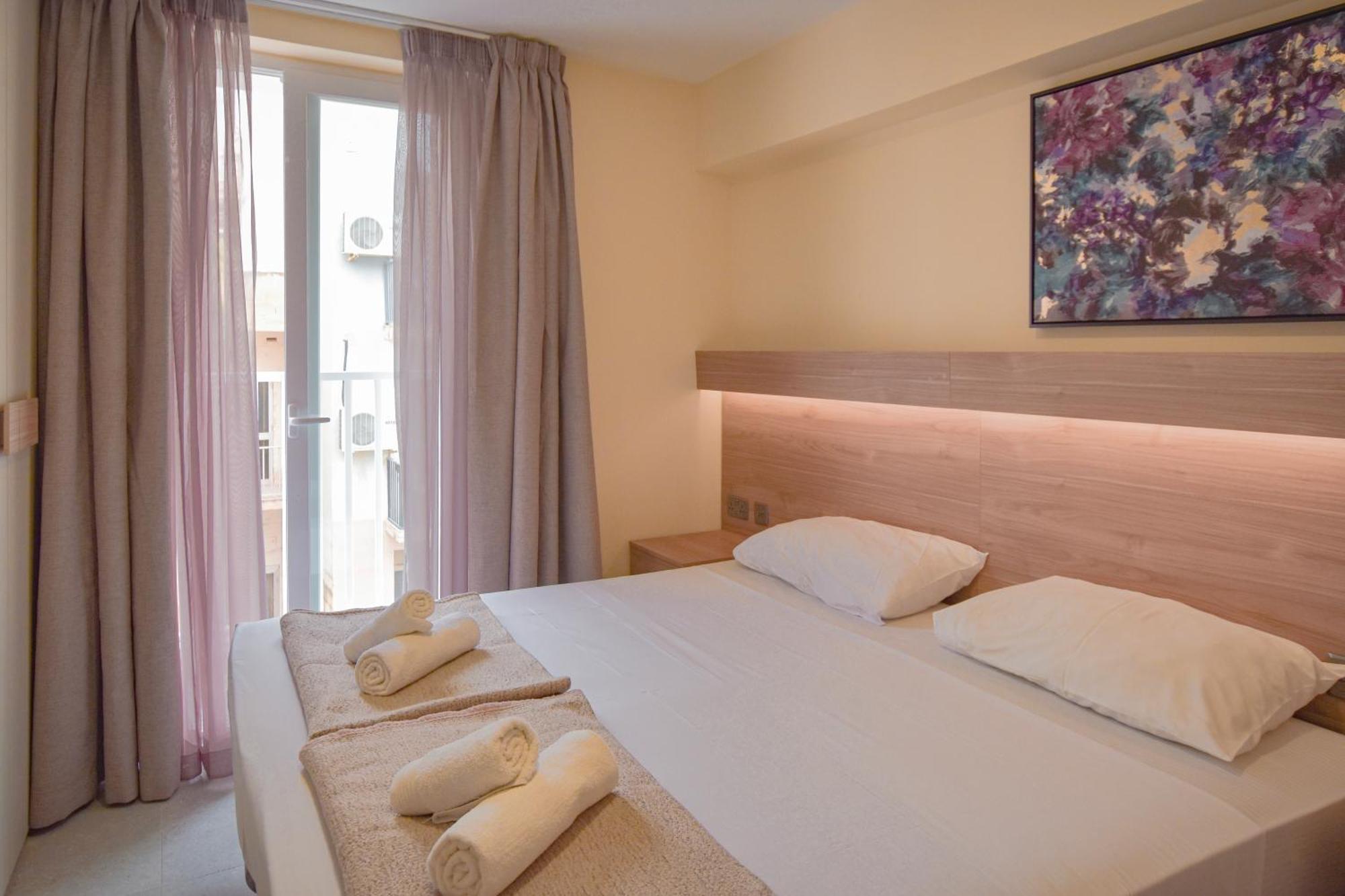 51hh Apartment